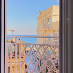https://alojamiento-en-la-carihuela-costa-del-sol.es-andalucia.com