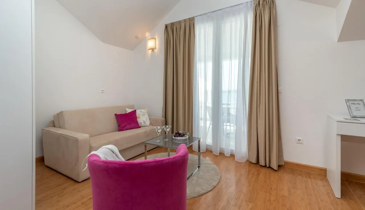 Villa Ana Trogir 0*,