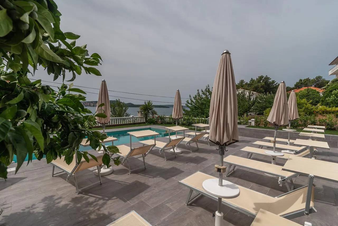 Villa Ana Trogir Lägenhet